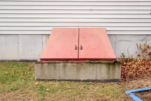 16 Pearl St, East Bridgewater, MA 02333 - Photo 23