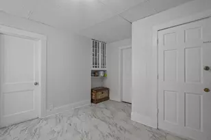 32 Orchard St, Lawrence, MA 01840 - Photo 9