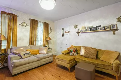 32 Orchard St, Lawrence, MA 01840 - Photo 3