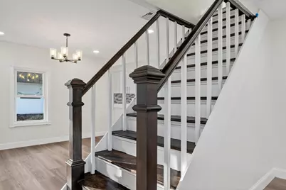 24 Railroad St, Methuen, MA 01844 - Photo 17