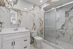 24 Railroad St, Methuen, MA 01844 - Photo 11