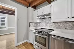 86 Wharf St, Salem, MA 01970 - Photo 9