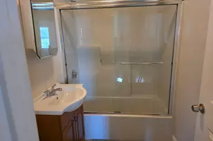 176 Oak Grove Ave, Fall River, MA 02723 - Photo 7