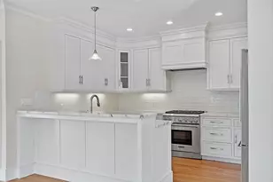 3 Saw Mill Cir, Manchester by the Sea, MA 01944 - Photo 5