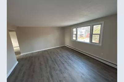 31 Joyce St #6, Webster, MA 01570 - Photo 3