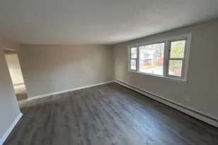 31 Joyce St, Webster, MA 01570 - Photo 3