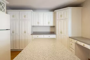 161 Wild Flower Cir, Westfield, MA 01085 - Photo 15