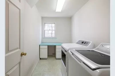 161 Wildflower Circle, Westfield, MA 01085 - Photo 11