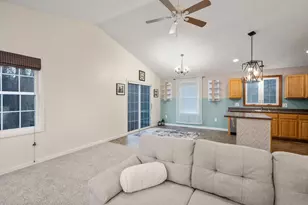 89 Jarvis Ave, Holyoke, MA 01040 - Photo 13