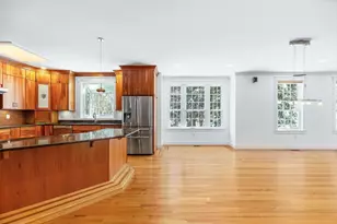 12 Wallis Dr, Wenham, MA 01984 - Photo 3