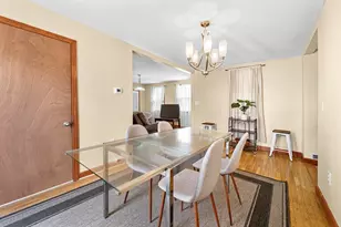 50 Temple St, Somerville, MA 02145 - Photo 9