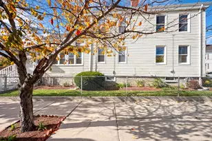 50 Temple St, Somerville, MA 02145 - Photo 33