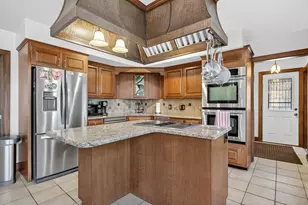 105 Rock O'Dundee Rd, Dartmouth, MA 02748 - Photo 15