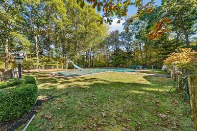 105 Rock Odundee Rd, Dartmouth, MA 02748 - Photo 9