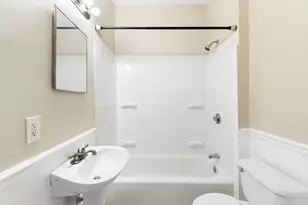 14 Mt Pleasant Pl, Lynn, MA 01902 - Photo 15