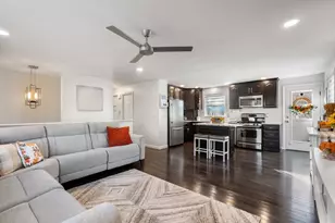 319 Northwest St, Acushnet, MA 02743 - Photo 3