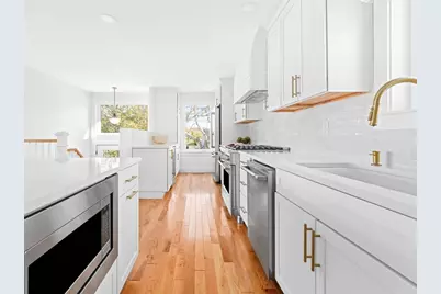 91 Houston Avenue, Newport, RI 02840 - Photo 5