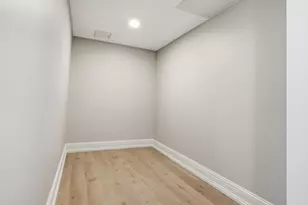 61 Hall St, Waltham, MA 02453 - Photo 17