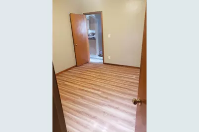 583 McKinstry Avenue, Chicopee, MA 01020 - Photo 9