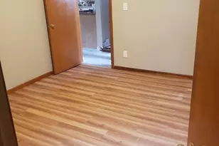 583 McKinstry Ave, Chicopee, MA 01020 - Photo 9