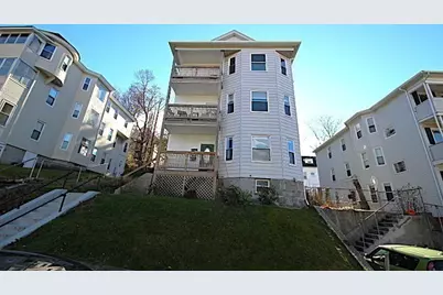 82 Green Hill Pkwy, Worcester, MA 01605 - Photo 3