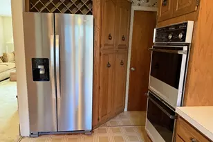 179 Rockland St, Dartmouth, MA 02748 - Photo 11