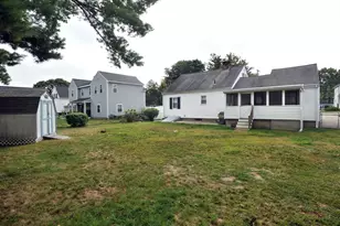 376 Pleasant St, Weymouth, MA 02190 - Photo 5