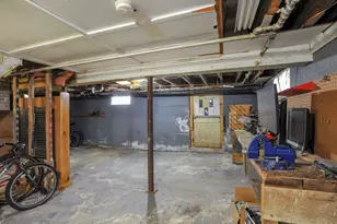 376 Pleasant St, Weymouth, MA 02190 - Photo 23