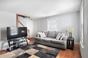 376 Pleasant St, Weymouth, MA 02190 - Photo 11