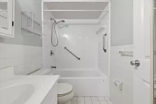 360 Neponset St, Canton, MA 02021 - Photo 15