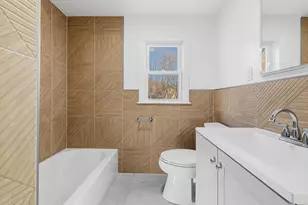 1297 Pleasant St, Weymouth, MA 02189 - Photo 7