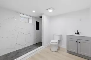 1297 Pleasant St, Weymouth, MA 02189 - Photo 33