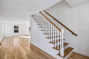 14 Ravenswood, Providence, RI 02908 - Photo 9