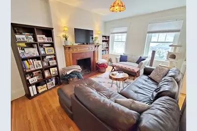 14 Colbourne Crescent #1, Brookline, MA 02445 - Photo 5