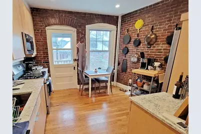 14 Colbourne Crescent #1, Brookline, MA 02445 - Photo 3