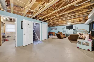 36 Fordney St, Fall River, MA 02720 - Photo 27