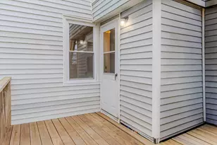 34 Perkins St, Gloucester, MA 01930 - Photo 15