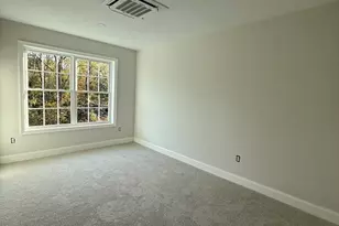 63 North St, Worcester, MA 01605 - Photo 9