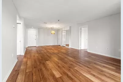 3920 Mystic Valley Pkwy #303, Medford, MA 02155 - Photo 9