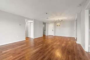 3920 Mystic Valley Pkwy, Medford, MA 02155 - Photo 9