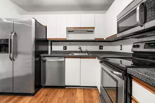 3920 Mystic Valley Pkwy, Medford, MA 02155 - Photo 7