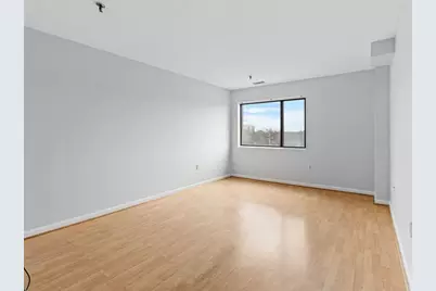 3920 Mystic Valley Pkwy #303, Medford, MA 02155 - Photo 11
