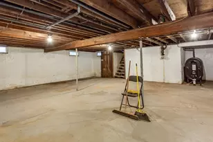 105 Cornhill Rd, Somerset, MA 02725 - Photo 33