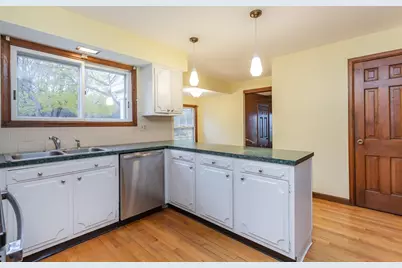 105 Cornhill Rd, Somerset, MA 02725 - Photo 13