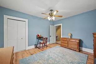 34 Goodrich St, North Adams, MA 01247 - Photo 31