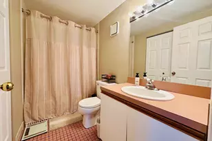 100 Ledgewood Dr, Stoneham, MA 02180 - Photo 11