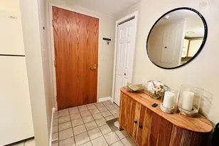 100 Ledgewood Dr, Stoneham, MA 02180 - Photo 15