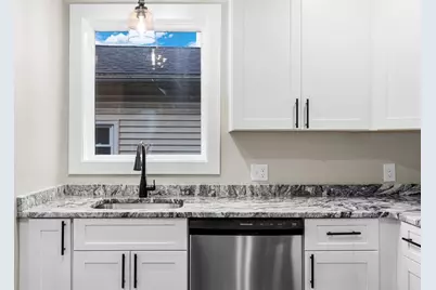 99 Tremont St, Taunton, MA 02780 - Photo 15