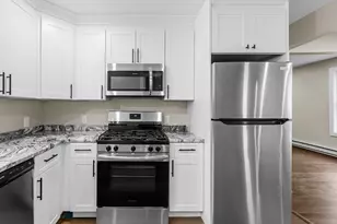 99 Tremont St, Taunton, MA 02780 - Photo 11