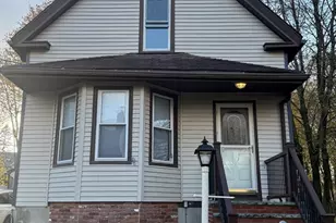 105 Dewolf St, New Bedford, MA 02740 - Photo 3